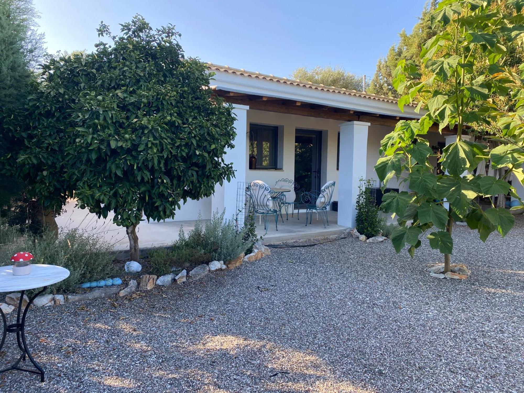 Lavender Farm House نافبكْتوس المظهر الخارجي الصورة